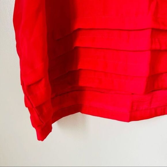 Red Blouse with Cuff Hem Short Sleeves - Picture 4 of 7